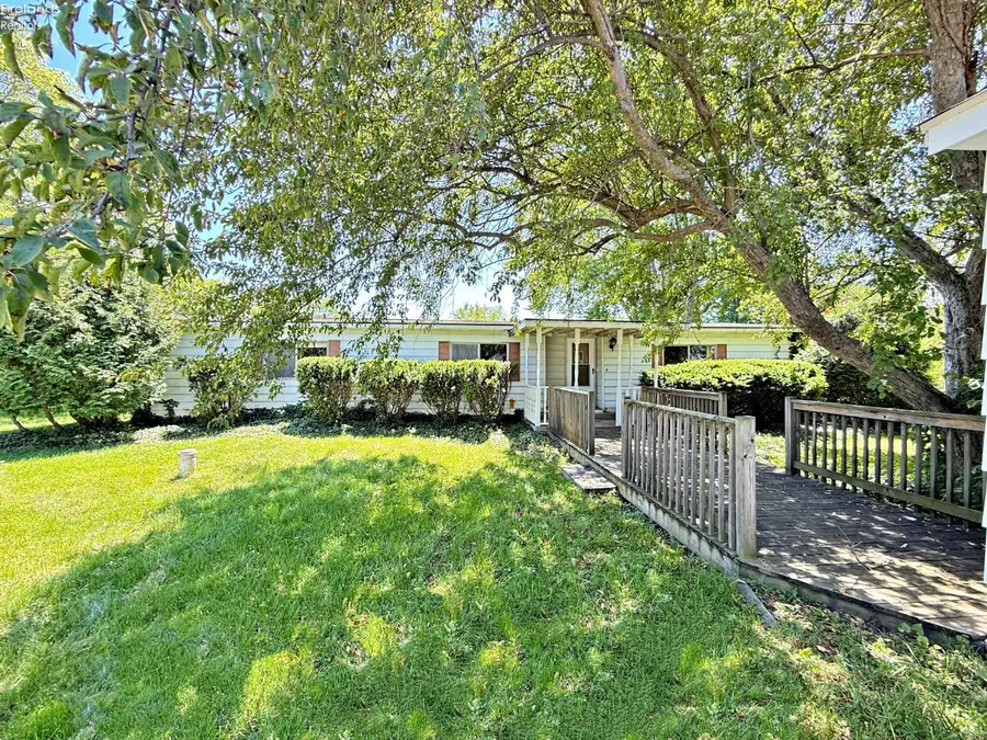 8400 W State Route 18, Fostoria, OH 44830 - #3