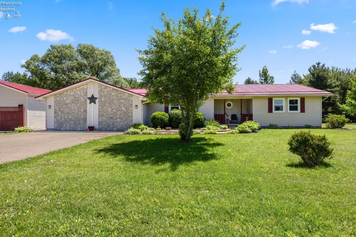24475 Smith Rd., Wellington, OH 44090 - #1