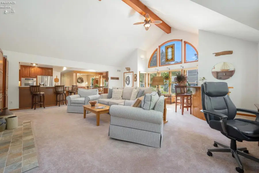 836 N Cedar Road, Port Clinton, OH 43452 - #2
