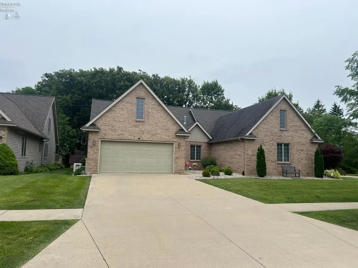 897 Busdeker Lane, Gibsonburg, OH 43431 - #1