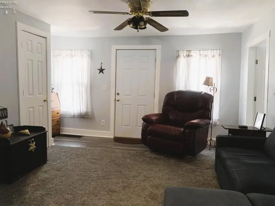 16 Harris Avenue, Norwalk, OH 44857 - #2