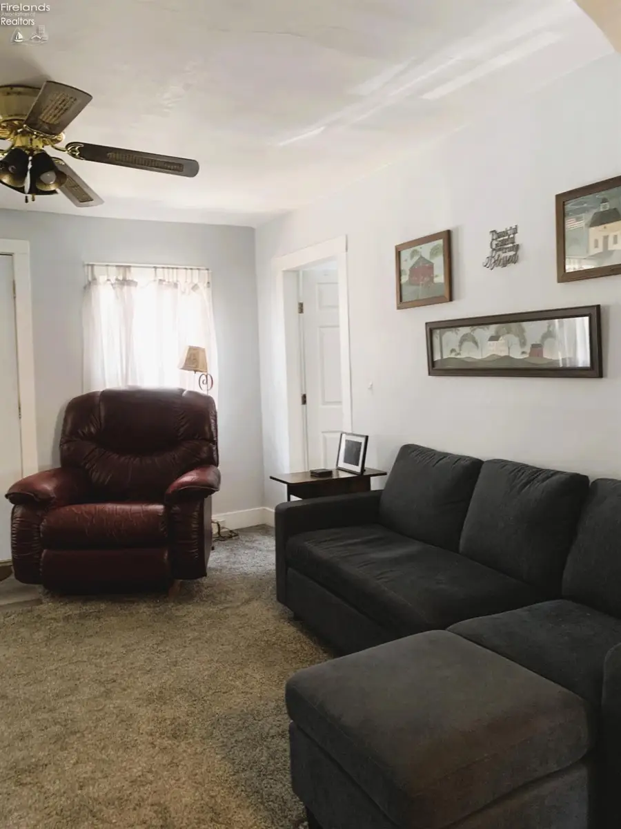 16 Harris Avenue, Norwalk, OH 44857 - #3