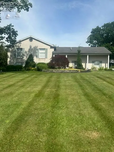 231 N Hickory Ridge Drive, Port Clinton, OH 43452 - #1