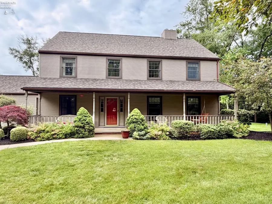 27 Ridge Drive, Fremont, OH 43420 - #3