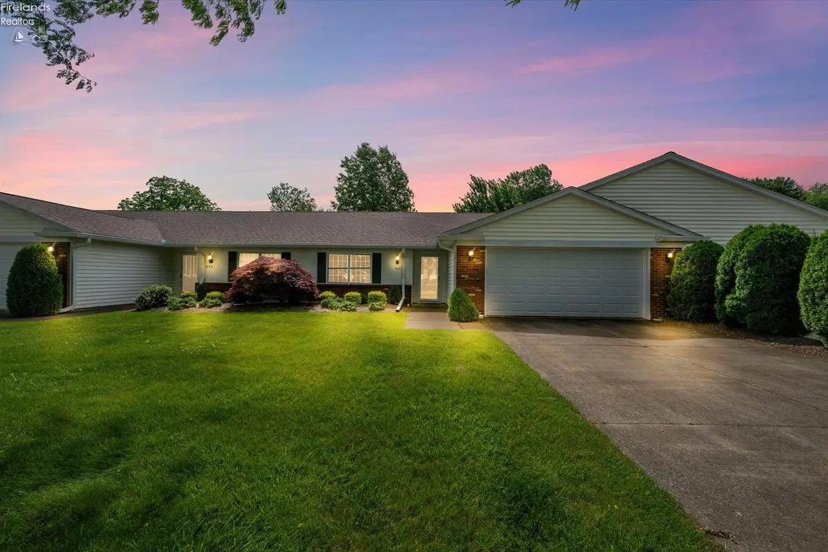 937 Ridgeview Drive, Huron, OH 44839 - #1