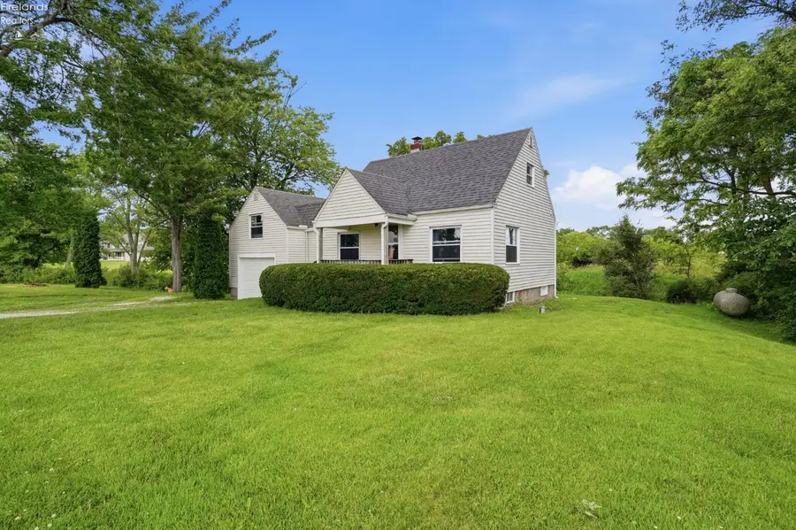 4301 Walbridge Road, Northwood, OH 43619 - #2