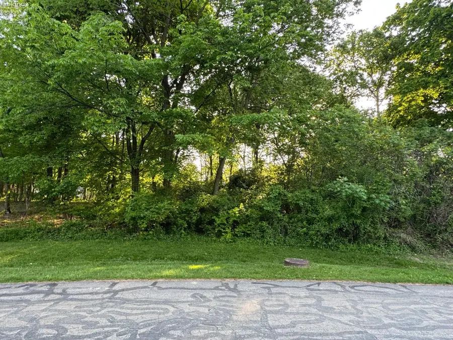 3983 N Coachmans Trail, Port Clinton, OH 43452 - #2