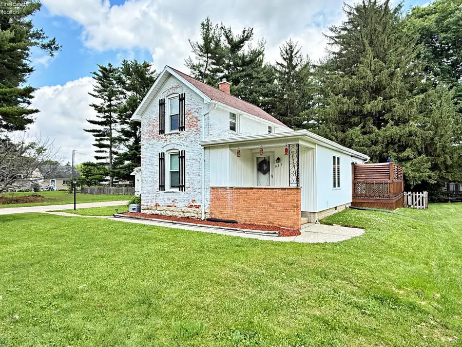 827 Upton Road, Fremont, OH 43420 - #3