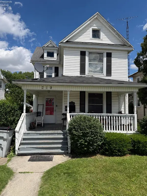 219 Woodbine Street, Willard, OH 44890