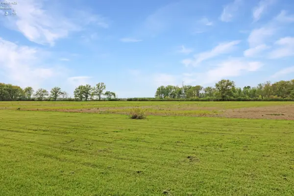 0 W Bloom, Oak Harbor, OH 43449