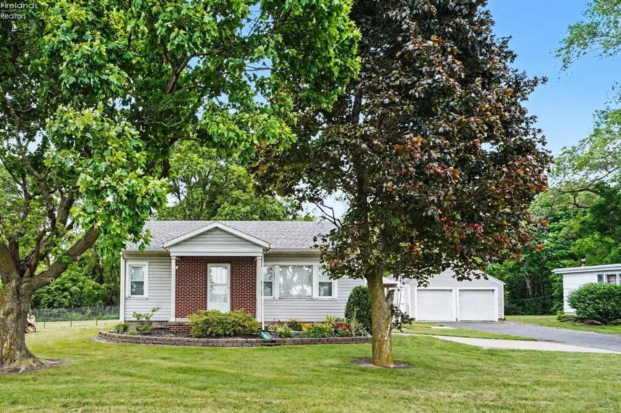 1608 E. Mcppherson Highway, Clyde, OH 43410 - #2