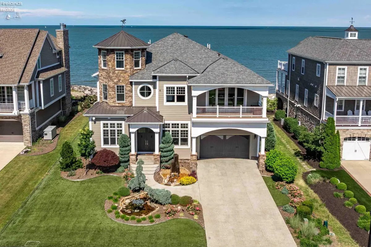 493 Bay Point Boulevard, Marblehead, OH 43440 - #1