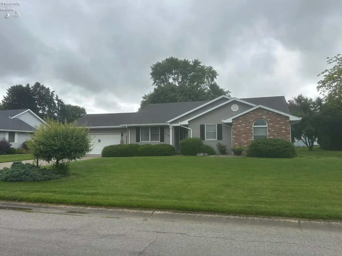 129 Wisteria Drive, Fremont, OH 43420 - #1
