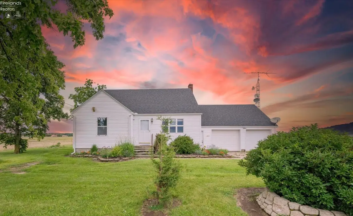 14245 W Sr 163, Oak Harbor, OH 43449 - #1