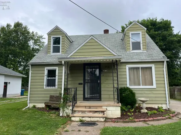 910 W 17th, Lorain, OH 44052