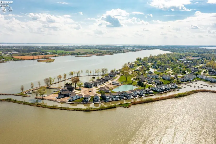5354 Pintail Dr., Port Clinton, OH 43452 - #3