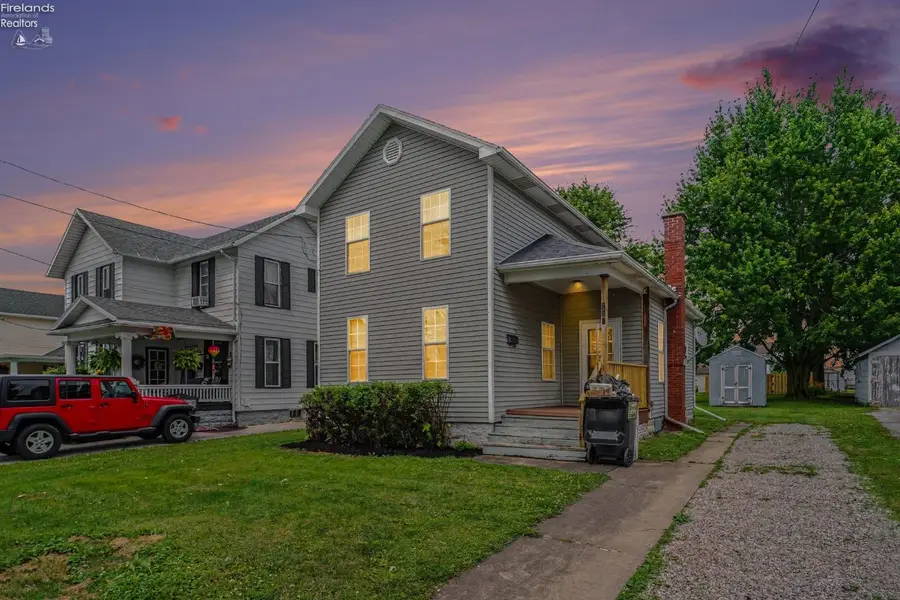 210 High Street, Bellevue, OH 44811 - #3