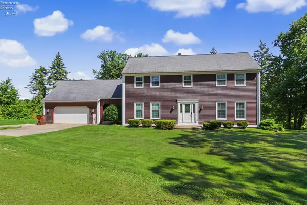 11 N Countryside Drive, Greenwich, OH 44837