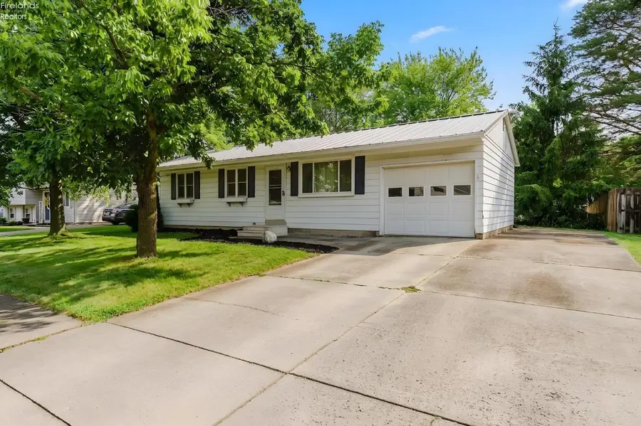 4678 Hollyview, Vermilion, OH 44809 - #2
