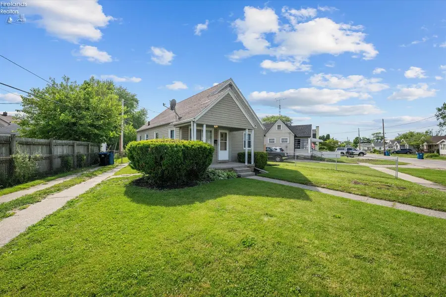 1536 Reswick Drive, Oregon, OH 43616 - #2