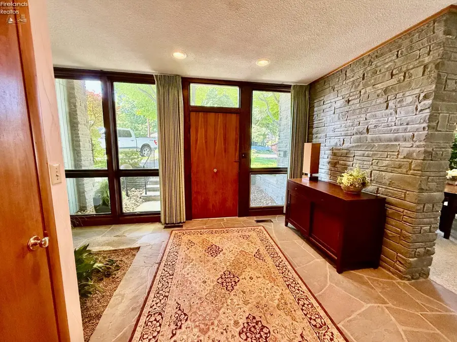 52 Breezewood Drive, Norwalk, OH 44857 - #2