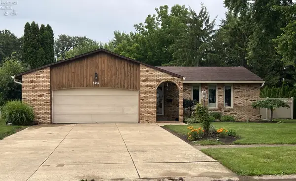 823 Gloucester Drive, Huron, OH 44839