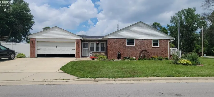 3907 Columbus Avenue, Sandusky, OH 44870 - #3