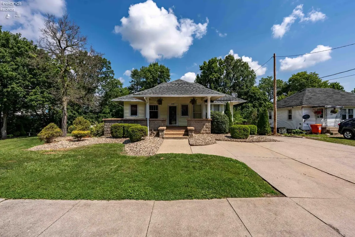 293 Monroe Street, Monroeville, OH 44847 - #1