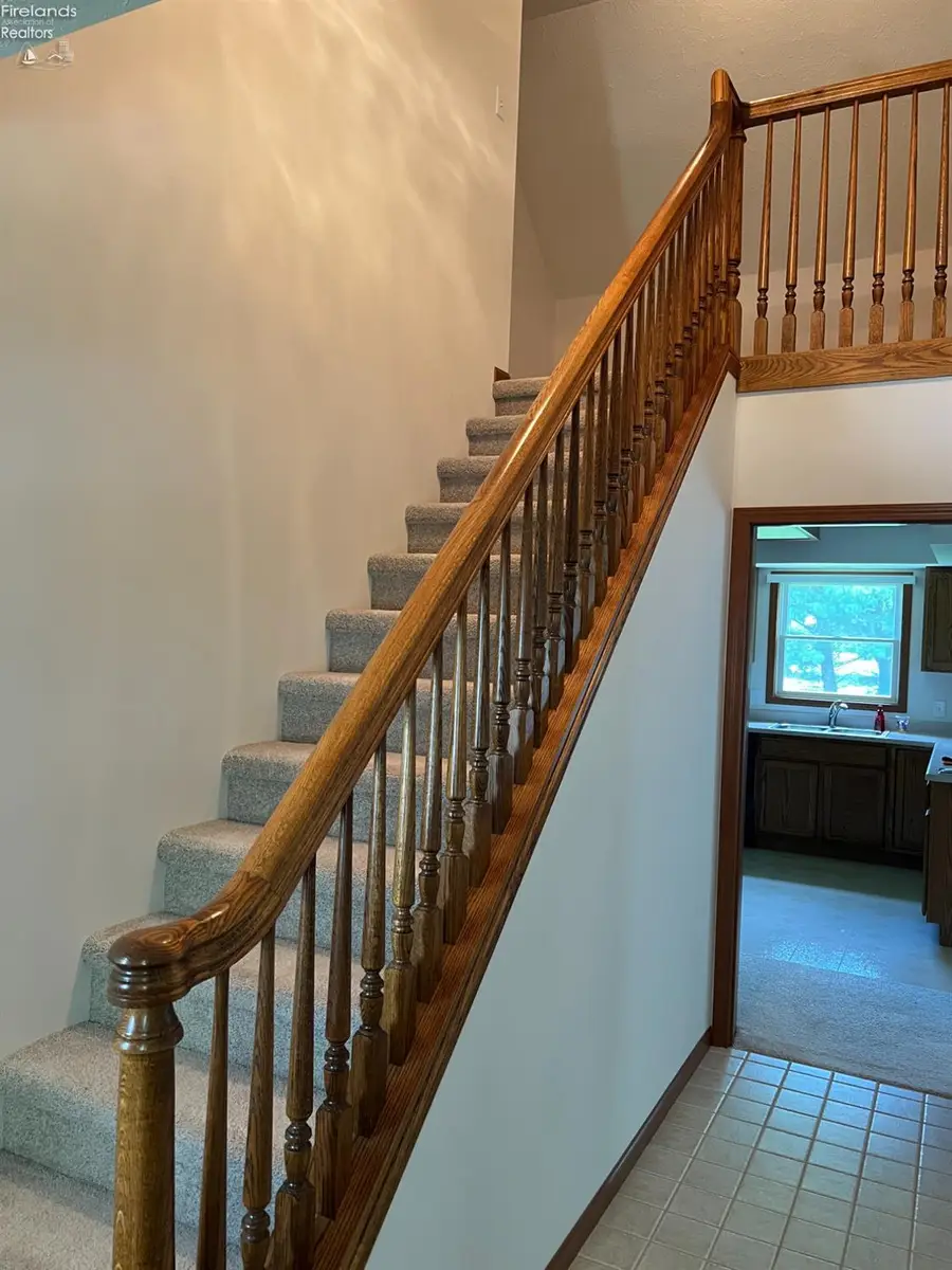 1013 Cherokee Crossing, Wapakoneta, OH 45895 - #3