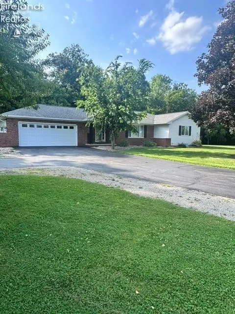 3940 S County Road 198, Green Springs, OH 44836 - #1