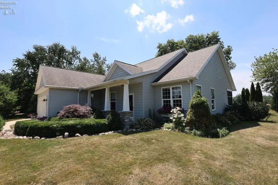 3015 Bayfield Drive, Huron, OH 44839 - #2