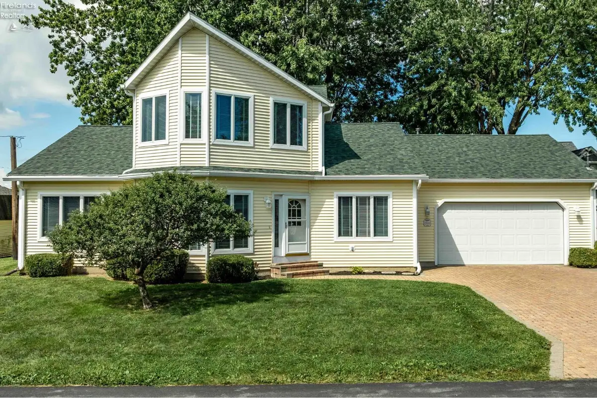 2970 N Swift Drive, Port Clinton, OH 43452 - #1