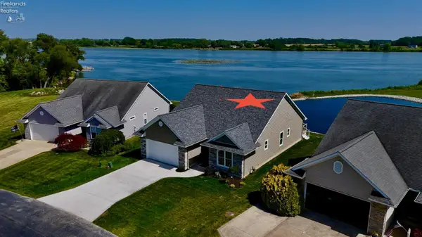 769 N Harbor Pointe Road, Port Clinton, OH 43452