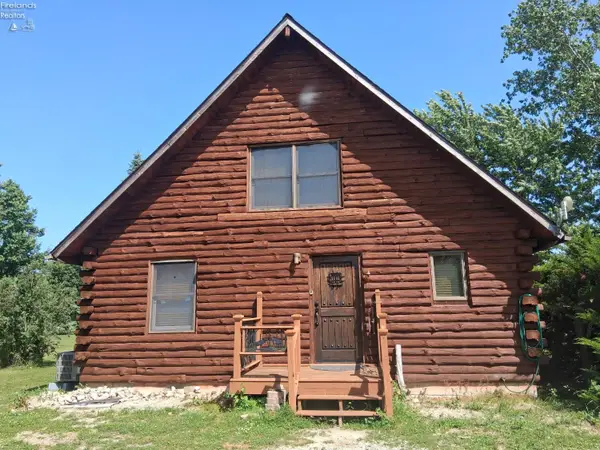 305 S Toussaint Portage Road, Oak Harbor, OH 43449