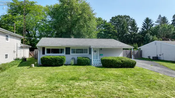 305 Forest Hills, Huron, OH 44839
