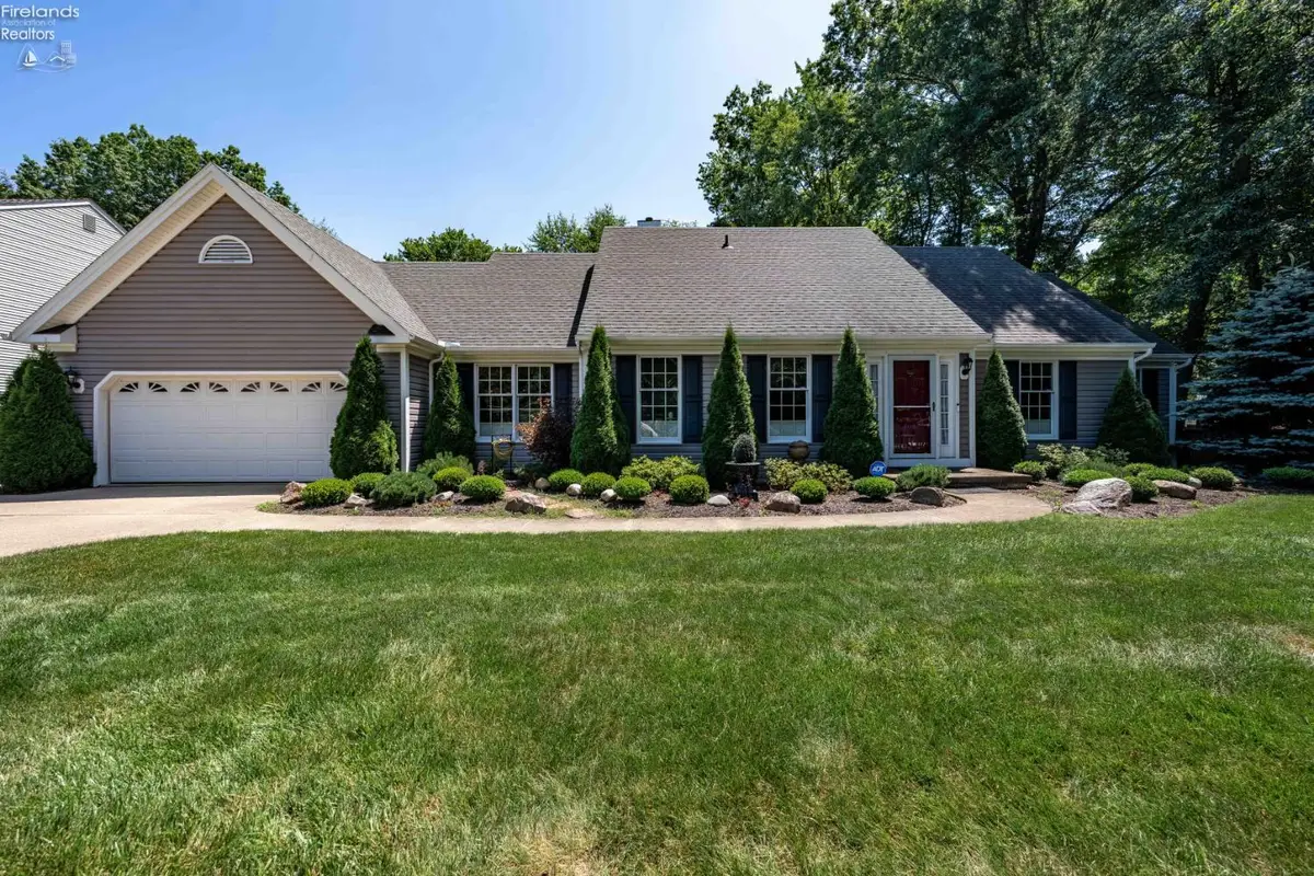389 Jaycox Road, Avon Lake, OH 44012 - #1
