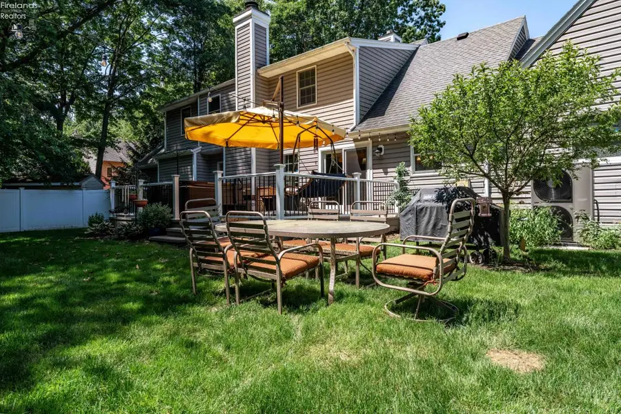 389 Jaycox Road, Avon Lake, OH 44012 - #3