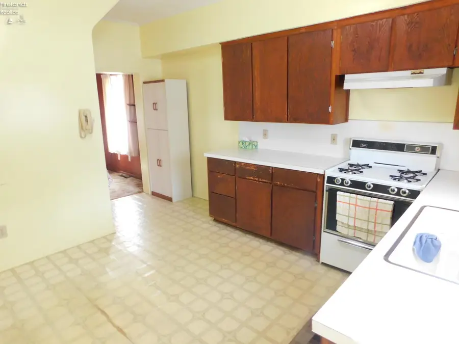 93 Benedict Avenue, Norwalk, OH 44857 - #2