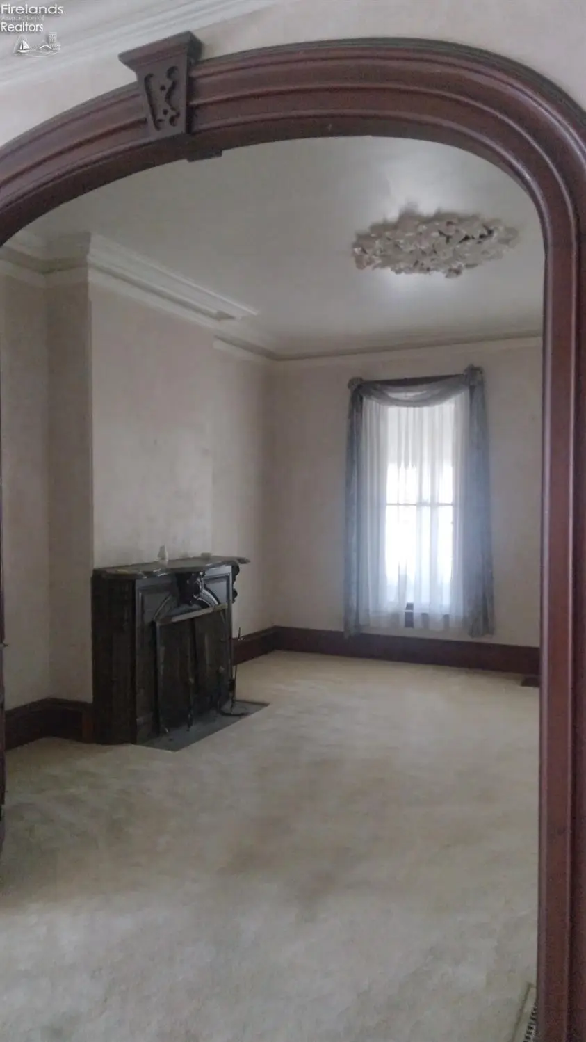 2906 E Perkins Avenue, Sandusky, OH 44870 - #3