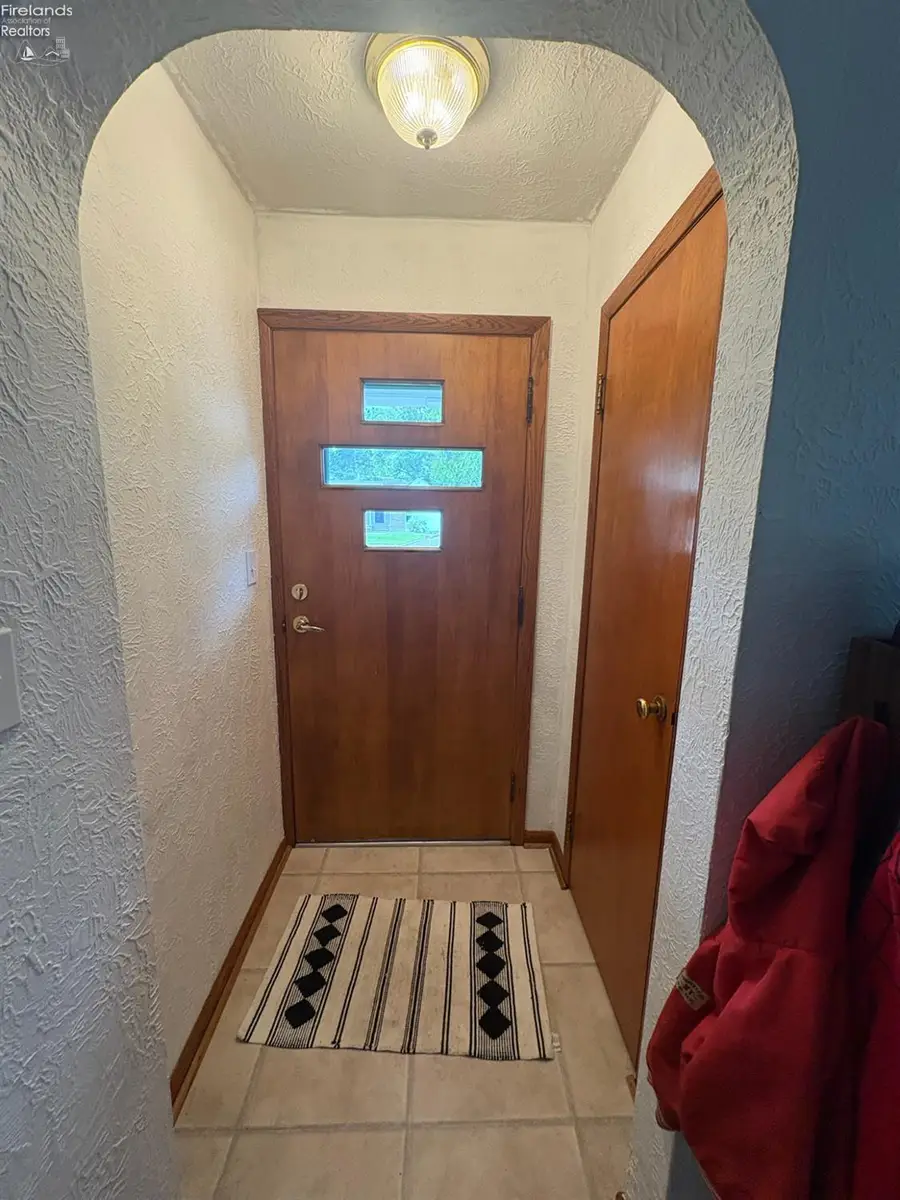 207 Gibson Street, Tiffin, OH 44883 - #2