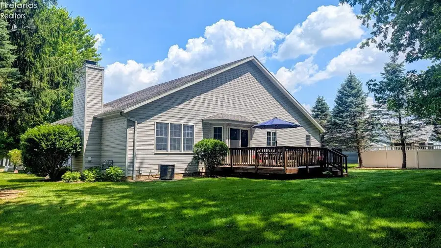 4 E Quail Hollow Drive, Norwalk, OH 44857 - #2