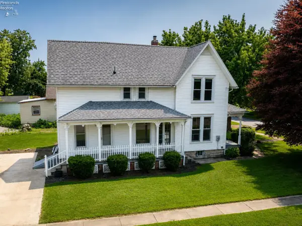 426 N Sandusky, Bellevue, OH 44811