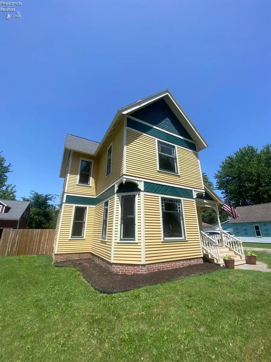 204 Main Street, Wayne, OH 43466 - #2