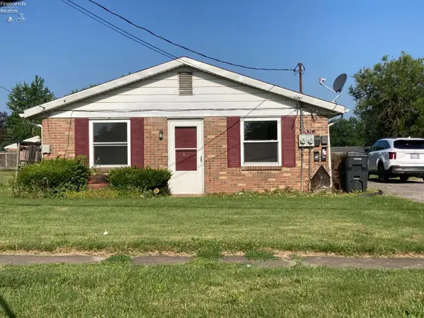 327 Keefer, Willard, OH 44890