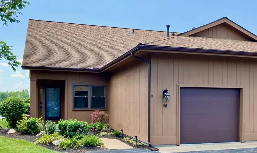 51 N Harbors End Drive, Port Clinton, OH 43452 - #2