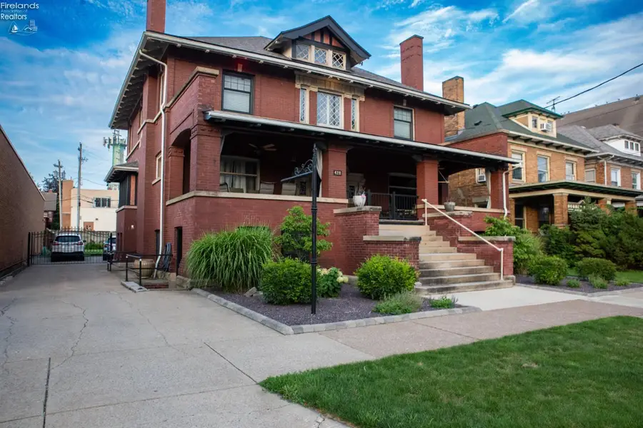 428 Columbus Avenue, Sandusky, OH 44870 - #2