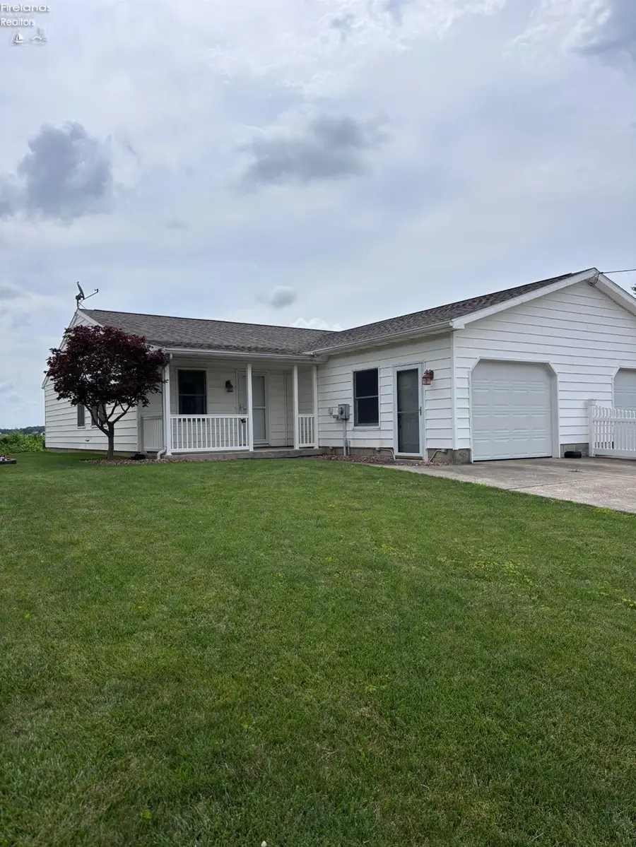 326 Brinker Street, Bellevue, OH 44811 - #3