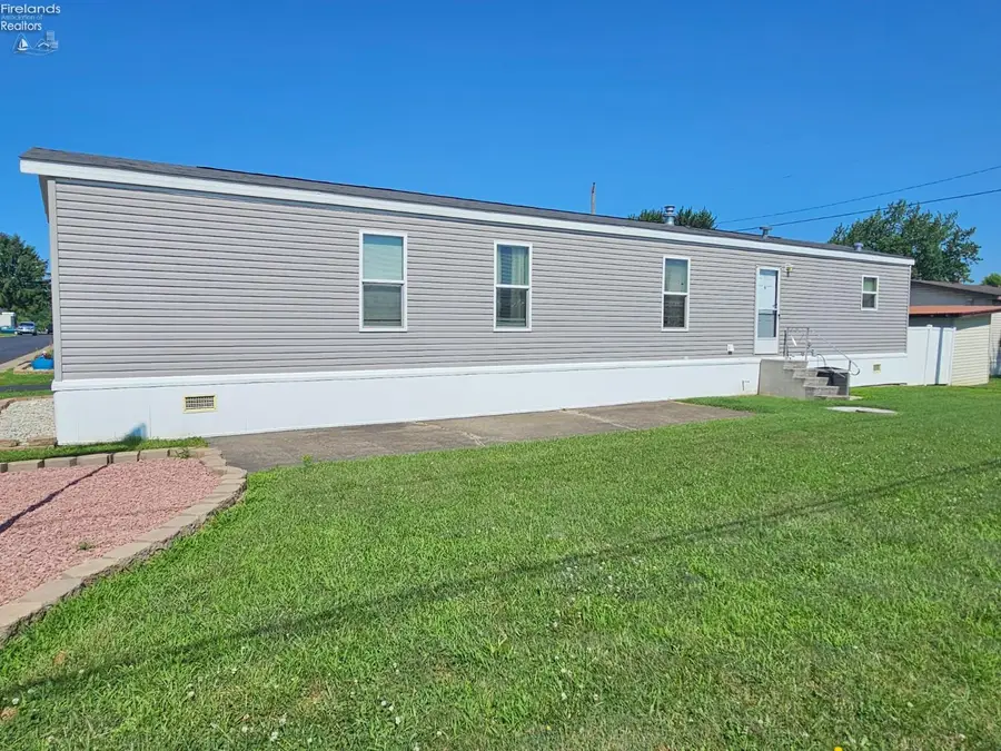 1250 Burkholder Road #11, Clyde, OH 43410 - #3