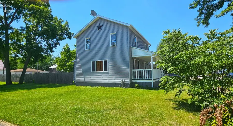 40 Hayes Street, Willard, OH 44890 - #2