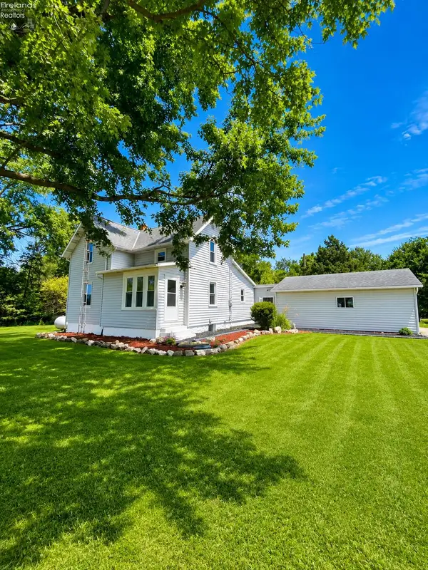 857 County Road 212, Fremont, OH 43420
